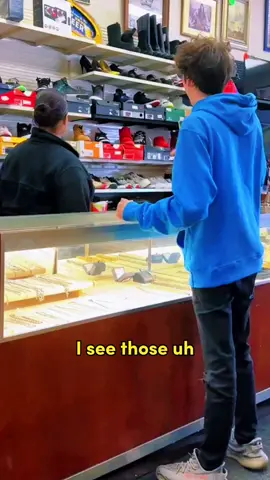 Negotiating a pawn shop #fyp #foryou #foryoupage #prank 
