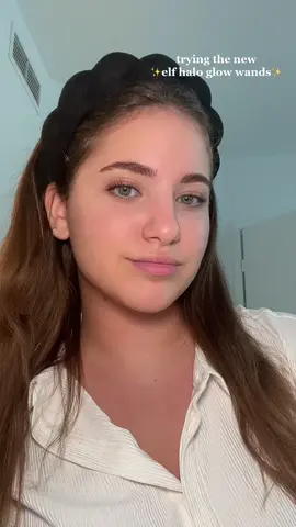 and for 9$??! RUN. #elfhaloglowbeautywand #elfcosmetics #haloglow #elfhaloglow #makeupreview #testingoutmakeup #review #makeuptutorial 