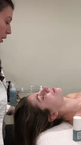 ASMR jade roller to decrease inflammation on Me hihihi #asmr #asmrjade #asmrjaderoller #asmrvideo #asmrdoctor #asmrdoctorexam #asmrroleplay #asmrmedical #asmrrealperson #asmrmedicalexam 