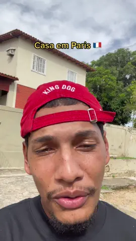 Casa em Paris kkkkk