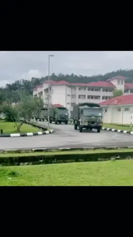 Anak_perantauan yang rindukan kampung halaman😔#bertugasdiperbatasannegara#tugastetaptugas#abangpulangadiktersenyumgembira#stnbyduitraya#asalkanjangandutypagiraya😅