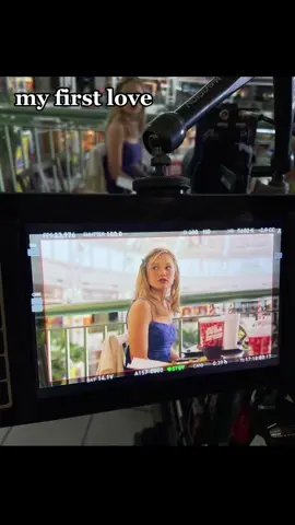 would do anything to become a successful actress💗🎬 #greenscreen #actingmotivation #actingaesthetic #actingtips #actingcareer #acting #foryou #fyp 