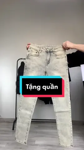 Còn ai mặc skinny jean không ta.                      #tiktok #trending #outfit #fyp #xuhuong #viral #tiktokshop 