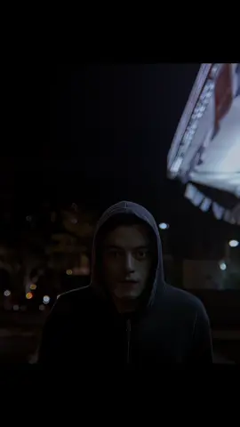 @chevali13 @bigibaga #mrrobot #editor #bettercallsaul #bettercallsauledit #breakingbad #breakingbadedit #sad #sadedits #robot #mrrobotedit #recommendations #toxic 