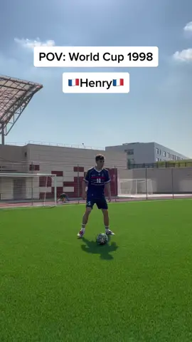 What a beast💀 #artpo17 #worldcup1998 