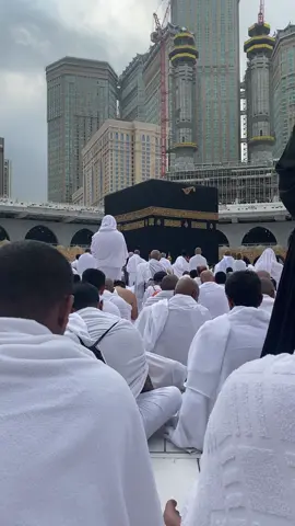 Masya allab suasana Sholat jumat di mekkah 