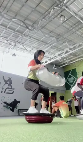 Semangaatt!!!! Yuk bisa yuk!!💪🏻🔥💦 #pencaksilat #pesilat #ipsidki #dkijakarta #pesilat_muda #pesilatmuda #pesilatindonesia #semangatku 