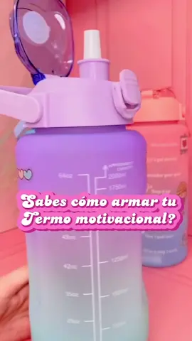 Termo dos litros con pines y stickers Es tu momento de empezar a tomar agua, recuerda lo importante que es para tu salud #termomotivacional 🩷