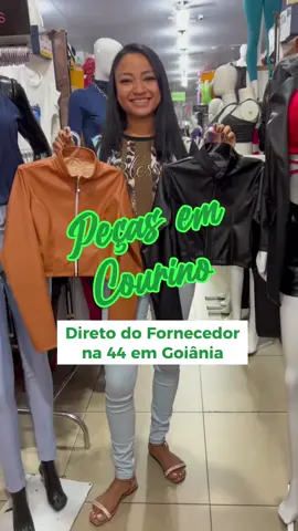 Peças Courino a partir de R$35,00 . Na loja TOTALMENTE D + MODA FEMININA vocês encontram shorts, saias e jaquetas em courino com ótimos preços para revender e com várias opções de modelos e cores . Contato: (62) 98457-5501 . #44goiania #rua44emgoiania #saiacurta #saiacouro #jaquetacouro #shortcouro