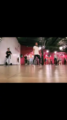 this choreo was so much fun song: rump shaker artist: wreckx-n-effect choreo by @kkjansdance  studio: @millenniumdancecomplex  #dancer #dance #choreo #choreography 