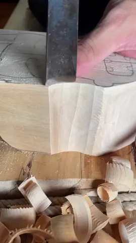#woodwork #woodworking #woodworkingtips #oddlysatisfying #woodcarving #satisfyingthings #woodcarvingtips #carvingtips #howthingsaremade #handmade #woodcraft #crafttiktok #craftideasathome #satisfyingvideos #wooddiy #wood #diywoodprojects #creativeideas #supersatisfying #creativetiktok 