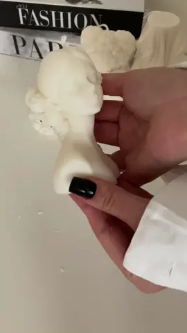 BEAUTIFUL GIRL CANDLE😍😍😍 #candle #candles #candlemaking #candleshop #sculpture #handmade #candlesofinstagram #candlemagic #giftideas #soywax #homedecor #soywaxcandles #fragrance #scented #scentedcandles #minimalism #womanownedbusiness #homeinspiration #candlelover #pillarcandles #sculpturalcandles #SmallBusiness #etsy #veganfriendlycandles #neutraldecor