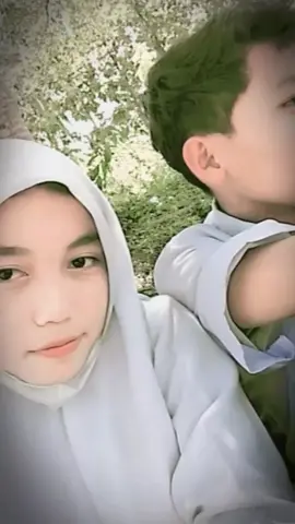 ngak cantik si tapi aku bangga memilikinya