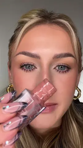 AND THEY’RE MY FAVORITE that I use every day so I think thats more on me for showing them too much love 🥲🥲 #makeup #makeupartist #lipgloss 