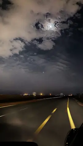 حبيبي فريق يصدر امرھ ّعلى الضباط .