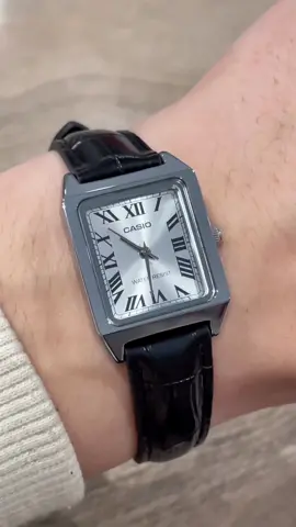 Casio TANK Watch LTP-V007 ⌚️🖤 #casio #casiovintage #casiotank #casiovintagewatch #oldmoney #oldmoneywatches #oldmoneywatch #oldmoneyaesthetic #oldmoneyoutfits  #oldmoneyaccessories #oldmoneylifestyle #cartier #cartierwatch #cartiertank #wristwatch #watch #watches #luxurywatches #womenswatches 