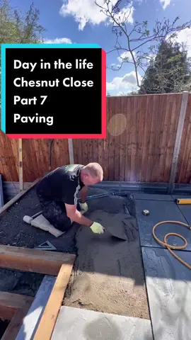 Day in the life of a Landscape Gardener ⚒️ Project Chesnut Close 🏡 Part 7 💚 Paving 🙌🏼 #jjgroundworks #fyp #foryoupage #paving #indiansandstone #porcelain #manhole #dayinthelife #gardenproject #gardendesign #dayinmylife #beforeandafter 