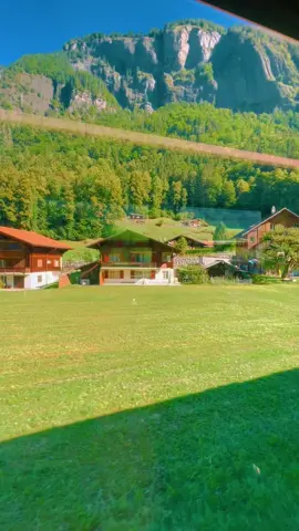 This song is perfect for this location👌 #switzerland #switzerlandnature #naturelovers #swissrailways #swiss #suisse #beautyofswitzerland #ddlj_song #ddljmovie #fypシ #fypage #visitswitzerland🇨🇭#foryou #foryoupage #explorepage #swissnatureofbeauty 