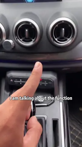 Driving in rainy days, turning off this function can save one million！#automative #cartok #car #driving #drivingskills #drivingtips