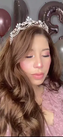 Everyone… It’s my birthday 🥳🥳 #aprilbirthday #foryoupage #xyzbca #utah #birthday #birthdaygirl #mybirthday 