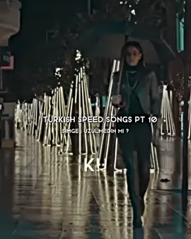 Sen üzülmedin mi ? #simge #üzülmedinmi #speedupsongs #turk #turkishspeedsong #keşfet #fyp #turkish #speedsongs 