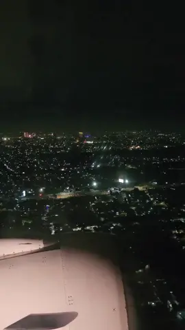 Landing Malam di Jakarta 📽️: S23+ Plus  #a320 #airasia #boeing #medan #kualanamuairport #garudaindonesia #garuda #jakarta #airline #avgeek #a320 #bandara #superairjet #pesawat #fyp #fypシ #fypシ゚viral #foryoupage #citilink #citilinkindonesia #bandung #corla #bundacorla