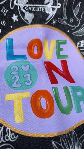 My jacket for Harry Styles Love on Tour 2023 in Edinburgh!! Handpainted by  @Islaandrosedesigns #harrystyles #harrystylesedit #loveontour #loveontour2023 #hslot #hslotoutfit #harrystylesoutfit #edinburgh #murrayfield #loveontouroutfit #outfitinspo #denimjacket #denimjacketpainting 