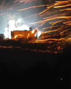 #rocketwar ΡΟΥΚΕΤΟΠΟΛΕΜΟΣ ΧΙΟΥ 2023 #chiosmyisland #greekislands #easter #greekeaster #easterinchios #chios #chioscommunity #explorepage #explore #fyp #foryoupage #rockets #traditions #greektraditions #rizesmas #rizes #xyzbca #viral #video 