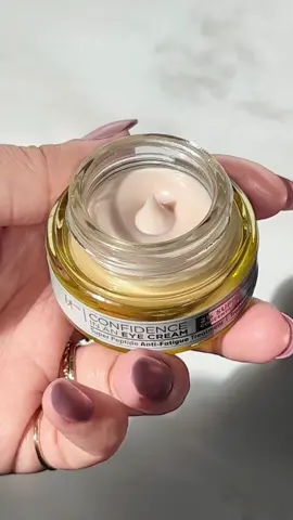 @IT Cosmetics Confidence in an Eye Cream 🤍 Confidence in an Eye Cream is the anti-ageing eye cream is reformulated to help target 4 signs of eye fatigue including fine lines, dark eye circles, lack of firmness and dryness 🤍 Developed with plastic surgeons’ insights and dermatologists’ ingredient and skincare expertise, IT Cosmetics creates problem-solving, skin-loving formulas that give you visible results 🤍 These can be purchased from @Sephora UK use code Noorjsph for 15% off 🤍 #texture#unboxing#prep#pigmented#Love#likes#lasting#review#new#2023#collection#launch#perfume#smell#itcosmetics#skincare#cream#fyp#foryou#foryourpage#foryoupage#offer#discount   