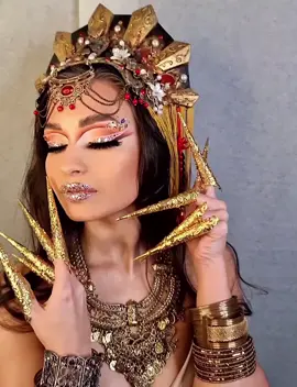 WORLD CHAMPIONSHIP  BRILIANT CUP in Dubai  2023  Online 🥇🏆 / 1.st.  PLACE 🖐🇭🇺🏆 Fantasy  Look  Make up Student @szelenebeauty 💗 Model by  @darkgrreti 💕💥💕💋 Styling @katiesgarderobe 💗 Hair @krisztianbartok @briliantcup2022 ❤#cutcreasemakeup #cutcrease #artmakeuplooks #artmakeup #stagemakeup #creativemakeupartist #creativemakeupchallenge #creativemakeuplooks #creativemakeup #fantasymakeup #makeupcourse #beauty #makeuplove #best #pro #makeupacademy #mua #makeupartist #color #gold 