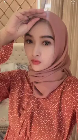 Jangan lupa follow akun @cewekhijabku ya kakTerima kasih.. =============================  #cewekhijabku #cewekhijab #hijabtiktok  #hijabcantik #hijabcantikindonesia #  #hijabstyle #muslimahtiktok #videohijab #hijabindobesia #hijabmanis #gadishijab  #hijabmanis #hijabmuslimah #tiktokhijab #hijabgirl #gadisjoget #hijabgemes   #hijabsyari #hi#HijabFashionijabers #hijabtutorial #hijabjourney #hijabgirl #cewekberkumistipis😍 #perempuanku #muslimahhijrah #muslimahbercadar #muslimahijrah #muslimahcantik