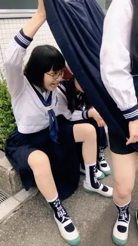 Trouble trouble... #atarashiigakko #新しい学校のリーダーズ #suzuka_leaders #kanon_leaders #mizyu_leaders 