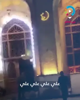 شبان يشتمون 
