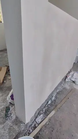 Instalación de muro de tablaroca en interior y Durock exterior, esto se realizó ya que el cliente tenia la nesecidad de posteriormente ampliar. 