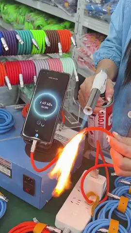 這種阻燃材質的#數據線 你不來看看！ 結實耐造不易斷，還能100W#快充 ！  #快充充電線 #充電線 