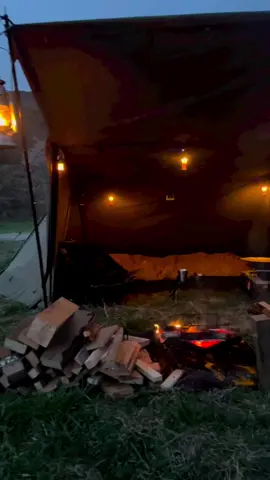 Camp 🔥 Credit 📸 - ig @tsumow.peak #nature #camping #outdoors #adventure #wilderness #hiking #explore #wanderlust #campinglife #outdoorlife #tent #campfire #campsite #fyp #camperscorner 