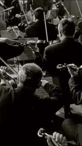 Dvorak - Symphony No. 9 Herbert Von Karajan #dvorak #classicalmusic This is the last time im posting this vid 