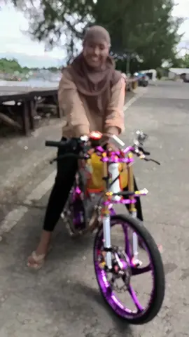 Mwanis 😂  #guztygarage #bungreeconcept #foryourpage #fypシ #likeforpart2 #racingnightstyle #herexhitz #herexjatim #herex1200m #herextopspeed1200m 