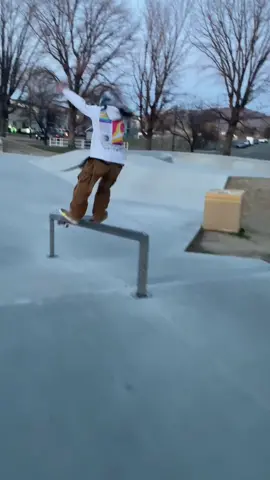 🌝🌝 🛹 #parati #fypシ゚viral #skate #fail #taintedlove 