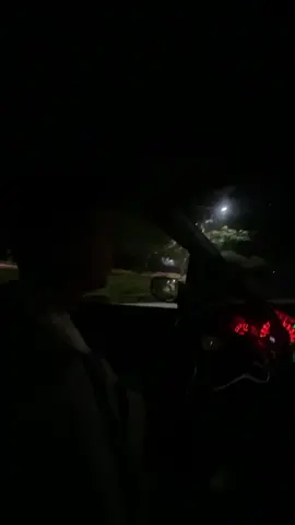 Prank your friends using this video #nightdrivetherapy #latenightdriving #nightvibes #quickescape 