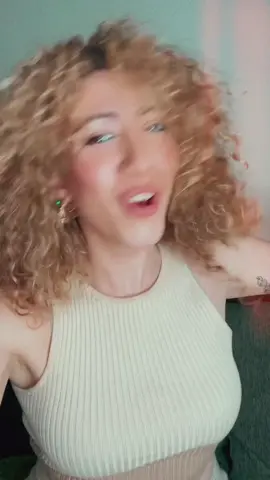 Cuuurlllls are CURLIN’. Dont @ meeee !