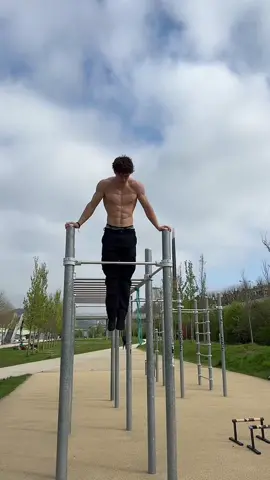 Aujourd’hui on m’a demandé si j’etais dopé 🤣🗿 #calisthenics 
