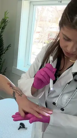 ASMR full bodh exam @cjmurphy23 #asmrvideo #asmrrealperson #asmrfullbodyexam #asmrheadtotoe #headtotoe #asmrhands #asmrhandsounds #asmrmedicalexam #asmrsensory #asmrdoctorexam #asmrroleplay #asmr_tingles #asmrdoctor #asmrcheckup #asmrmedical 