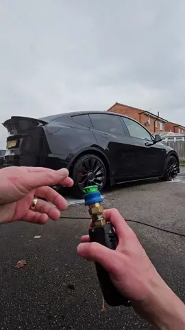 Look how SICK this Aero Tesla looks 🤮 #carwash #asmr #satisfying #detailing #cardetailing #fivestardetailing #foam #satisfyingvideo 