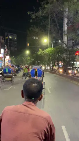 এ শহর বড় অচেনা কেউ বুঝে না 💔#foryoupage #growmyaccount #whitecanvas #foryou #fyp 