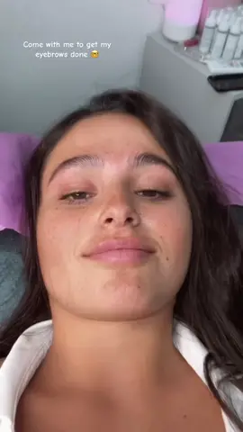 Brows lamination on my natural brows by my girl @Maor levi💕 #eyebrows #lamination #natural #cosmetics #fyp 