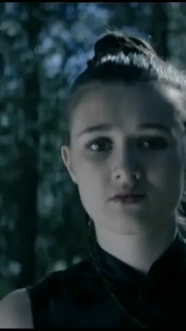 Dynasti - Mia #music #fyp 