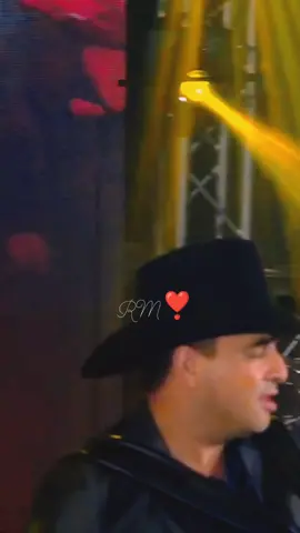 *Me enamore perdidamente de ti 🥰#loshuracanesdelnorte #micomplemento #paradedicar #estreno #musicaromantica 