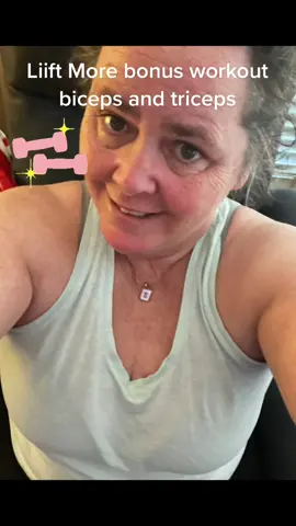 #workout #liftingweights #liiftmore #liift4 #freeweights #bicepworkout #tricepsworkout #accountability #beachbody  #bodi 