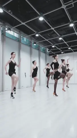 👯It's really fun to dance jive#onlineteaching #tutorial #sportdance #ballroomdance #Lifestyle #Fitness #jive #healthy #Fitness 